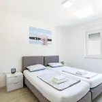 Dragan K4 - A1 First Floor - Mpolo Medulin