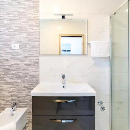 Dragan K4 - A1 First Floor - Mpolo Apartment *