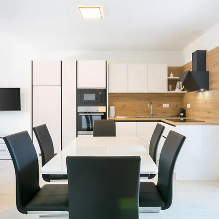 Dragan K4 - A1 First Floor - Mpolo Апартаменты *